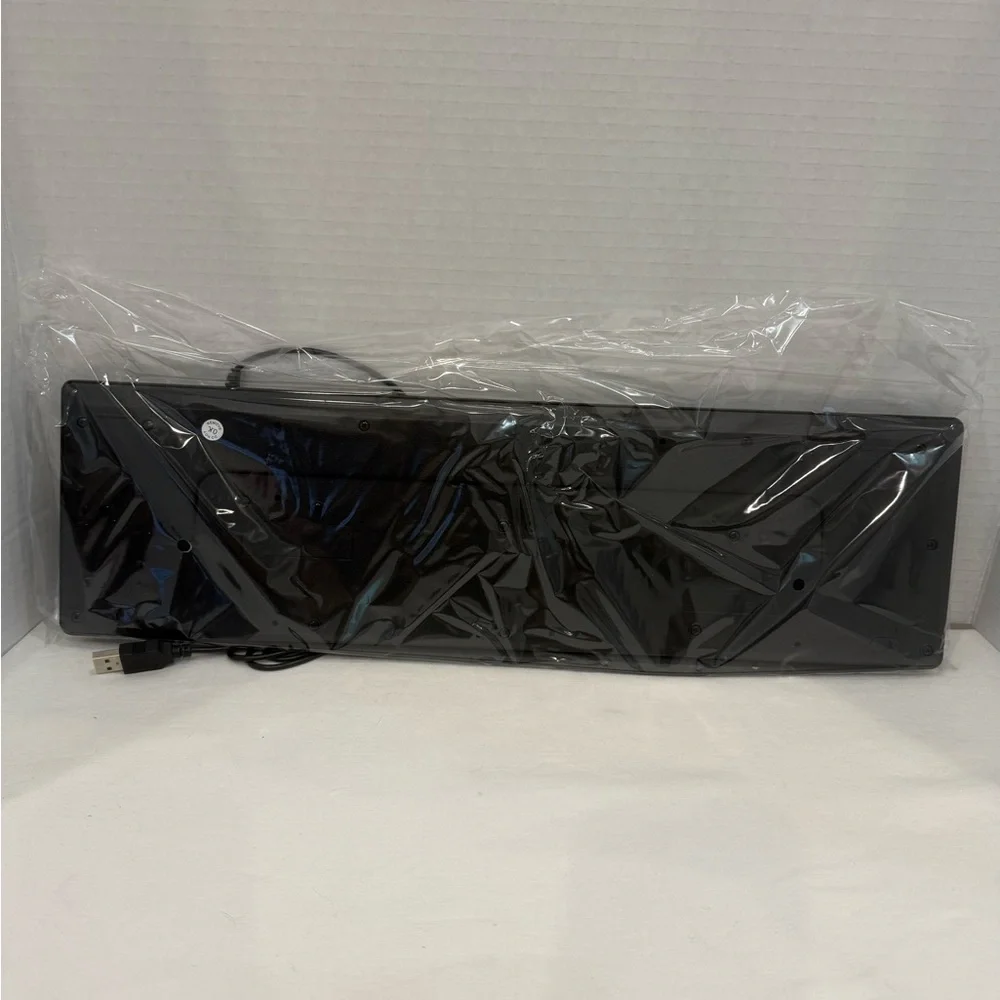 Wired Desktop Computer Keyboard — New in Box No tags